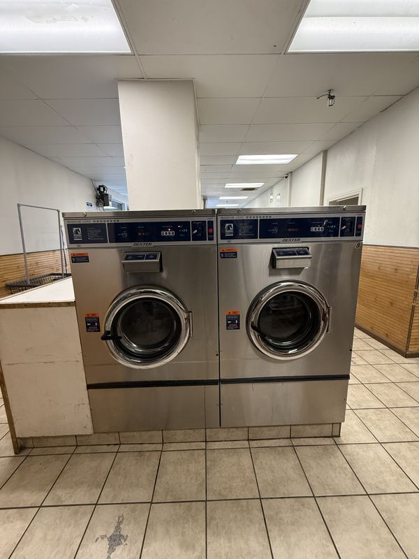 8-Load Washers at EZ Stop